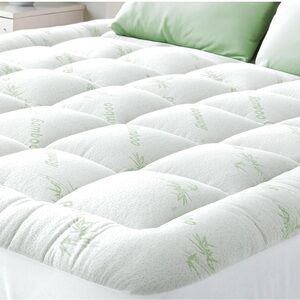 Bamboo Mattress Topper - Cream